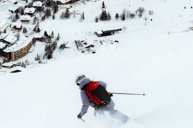 On Piste Skiing in France.
