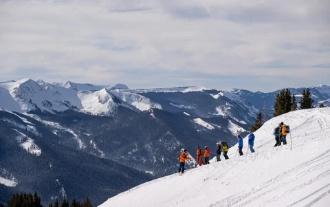 Colorado preparing to skier - Alex Fenlon